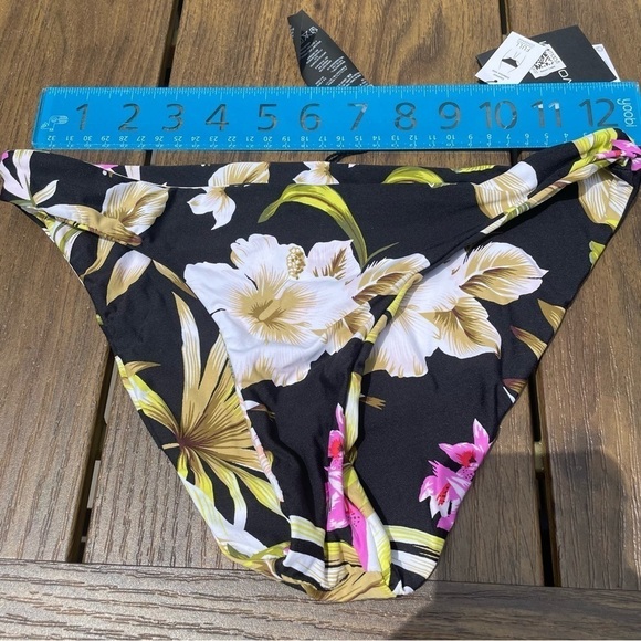 Volcom junior she shore can bikini bottom S - Picture 8 of 8